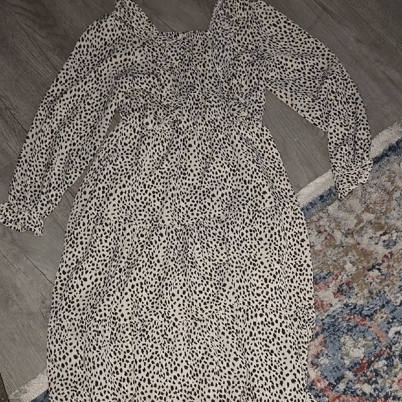 Stylish Black and White Polka Dot Dress - Picture 1 of 2